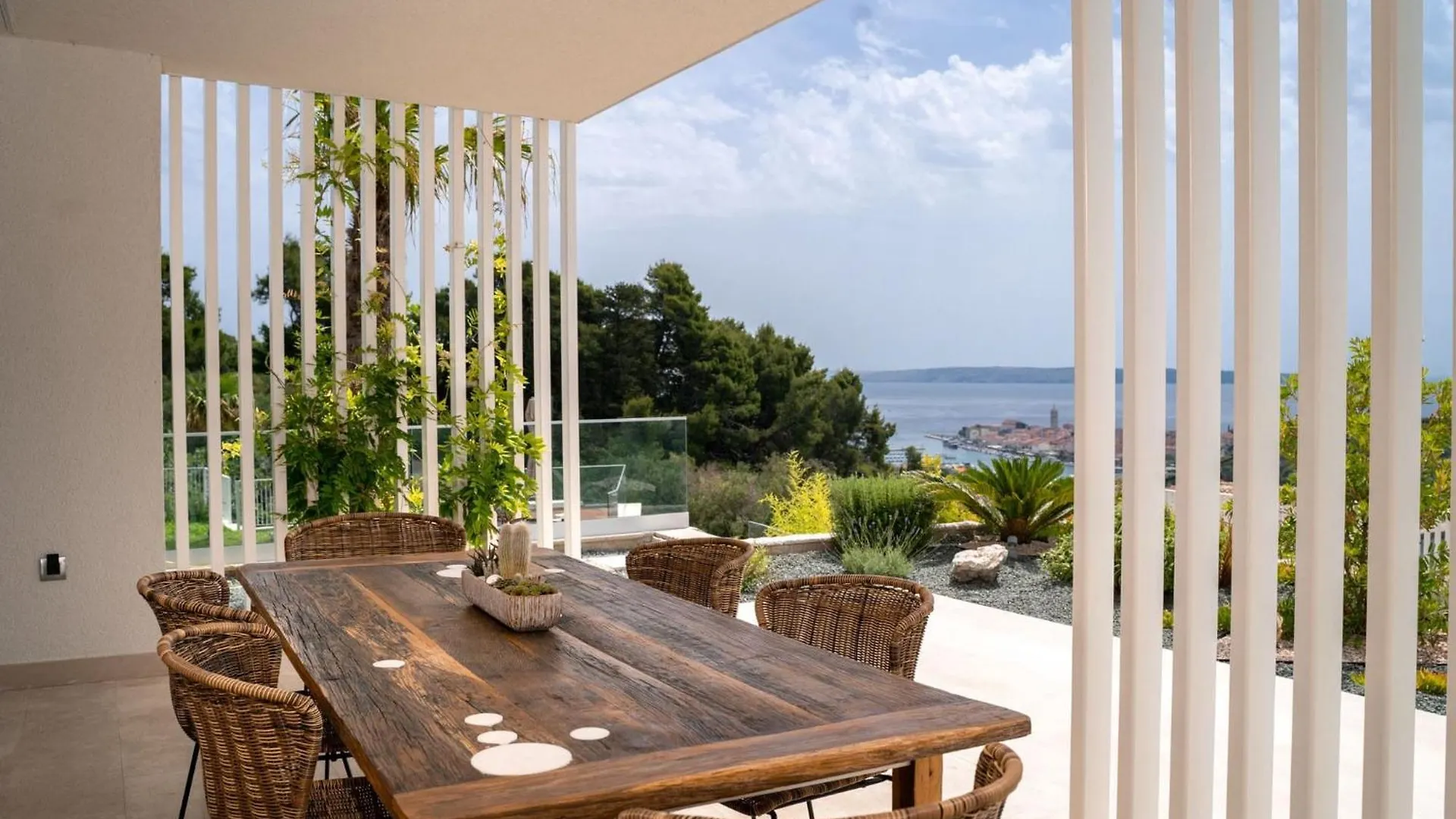 Luxury Villa Mar With Infinity Pool In Rab Palit